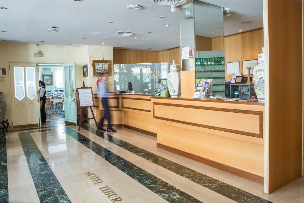 缇布尔酒店 萨拉戈萨 外观 照片
